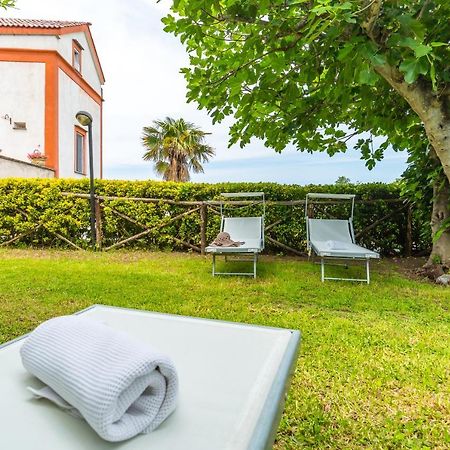 La Terrazza Sul Giardino Apartman Procida Kültér fotó