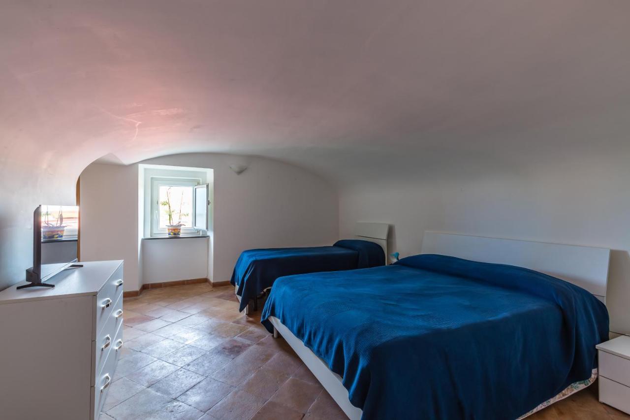 La Terrazza Sul Giardino Apartman Procida Kültér fotó