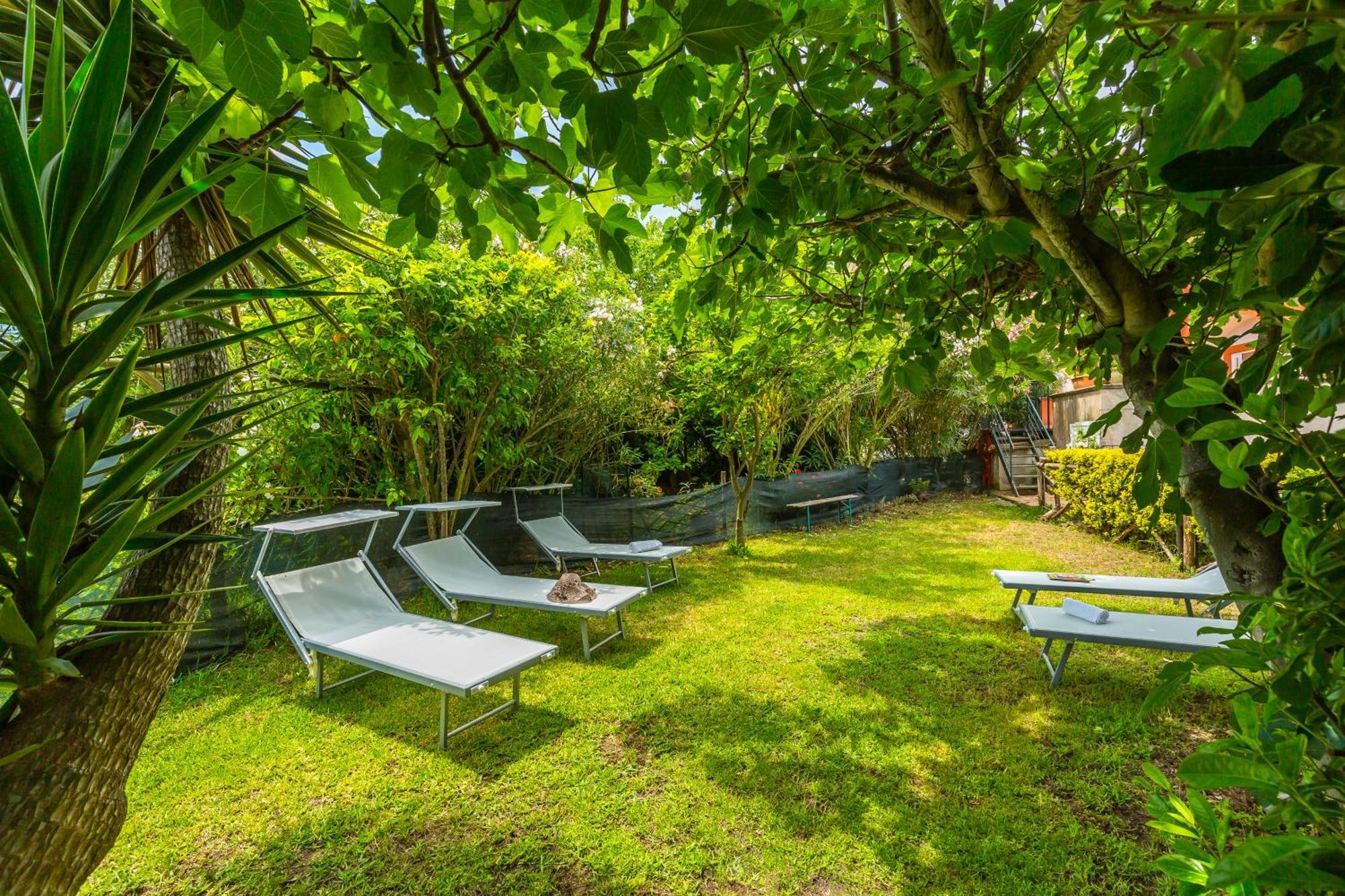 La Terrazza Sul Giardino Apartman Procida Kültér fotó