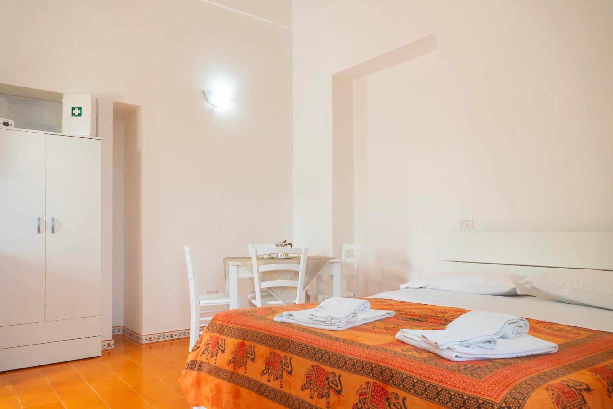La Terrazza Sul Giardino Apartman Procida Kültér fotó