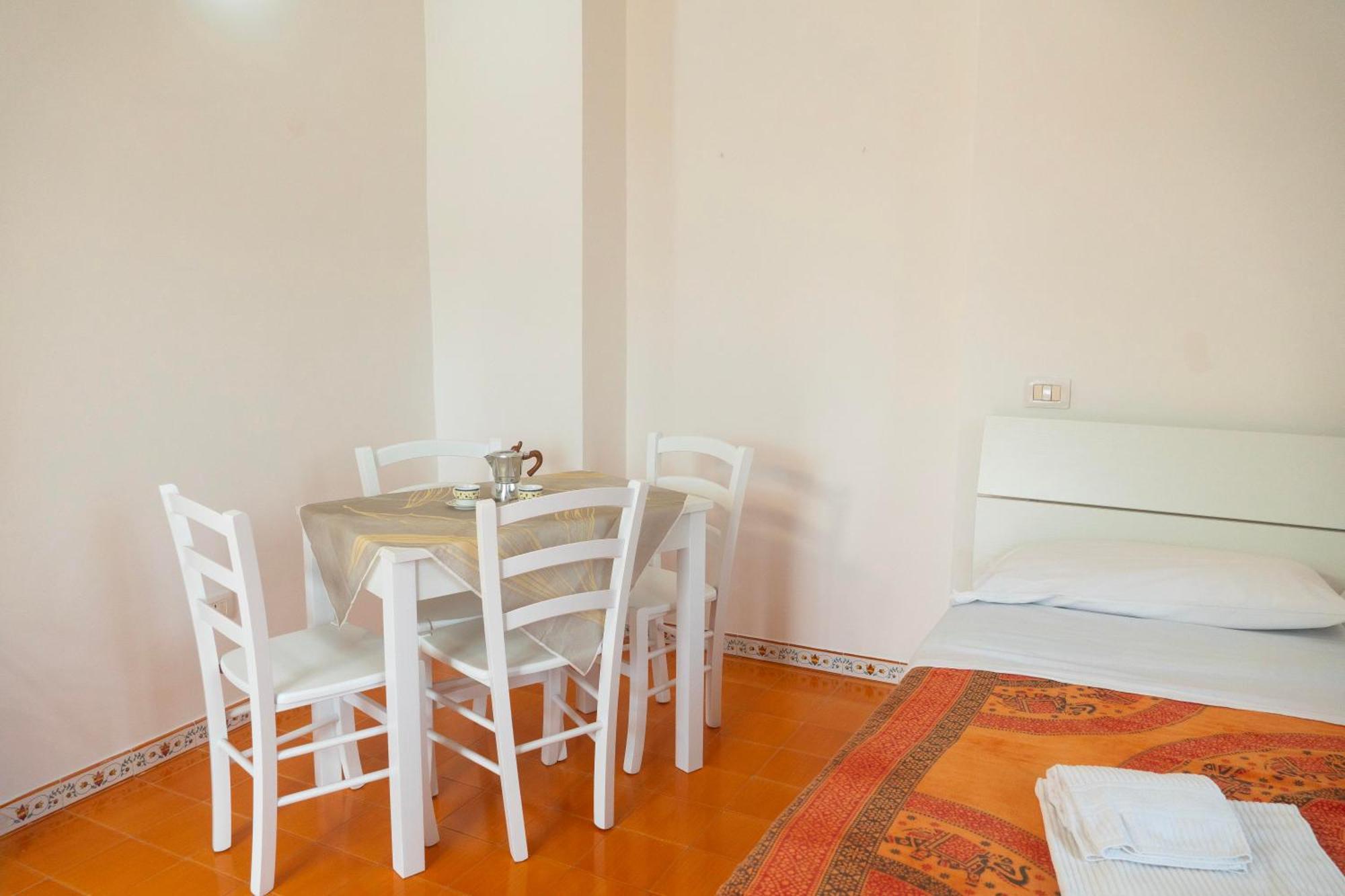 La Terrazza Sul Giardino Apartman Procida Kültér fotó