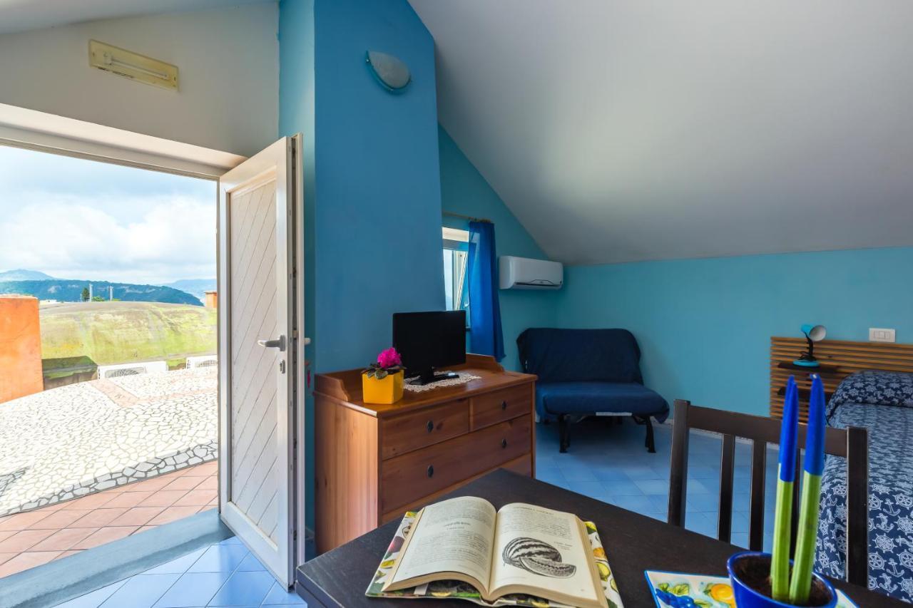 La Terrazza Sul Giardino Apartman Procida Kültér fotó